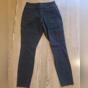 Women's Athleta cargo pants
